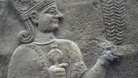 Kraliçe Kubaba: Yaklaşık 4.500 yıl önce, bir kadın iktidara geldi ve eski Mezopotamya’daki en büyük uygarlıklardan birinde hüküm sürdü