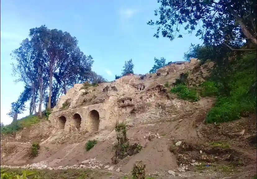 İtalya’da Camorra’dan Alınan Arazide Roma Villası Keşfedildi: Cicero’nun Damadı Dolabella’ya Ait Olabilir