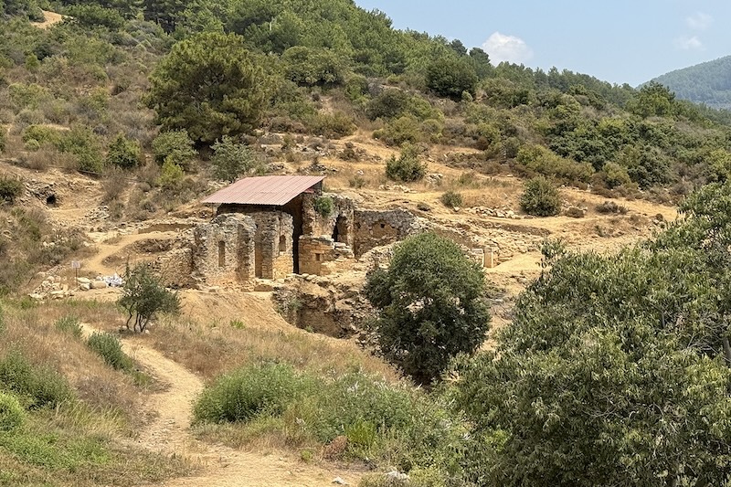 Antalya’da Antik Roma Hamamı, Şarap Atölyesine Çevrilmiş
